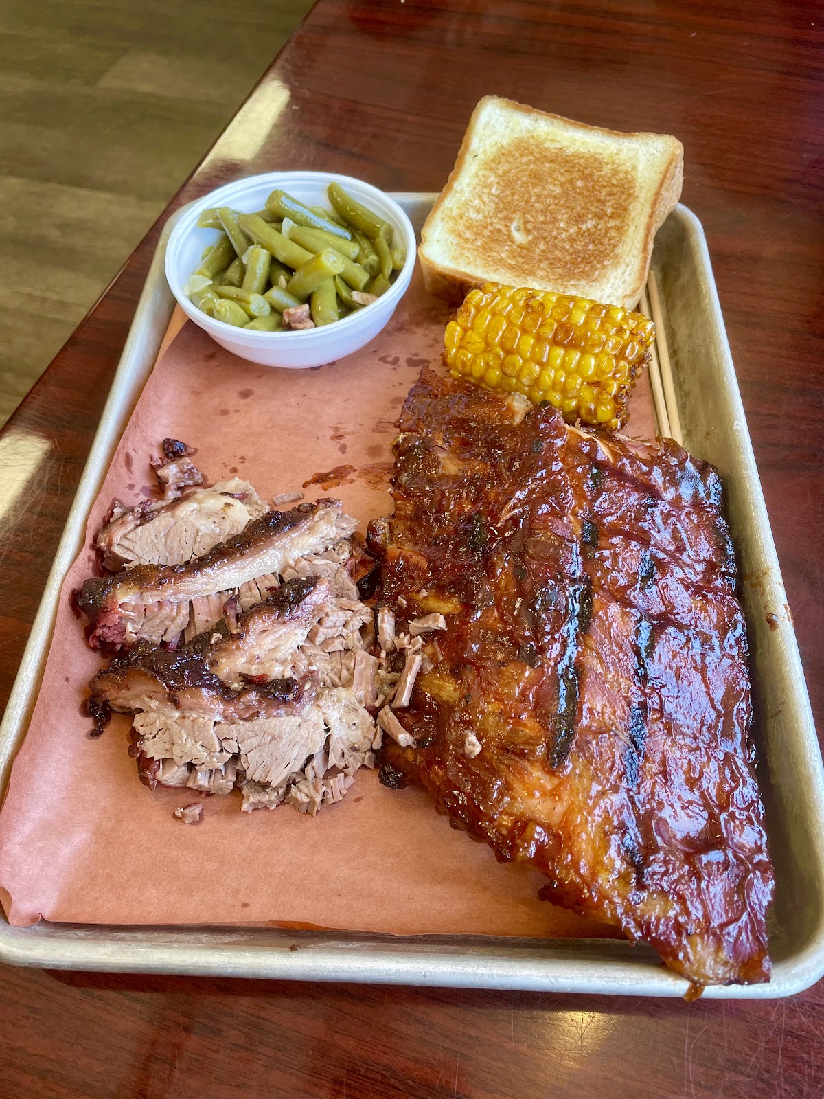 Brisky's BBQ place photograph